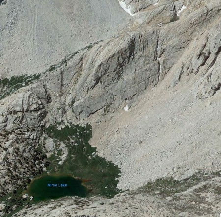 Cliff_and_chute_above_Mirror_Lake.jpg